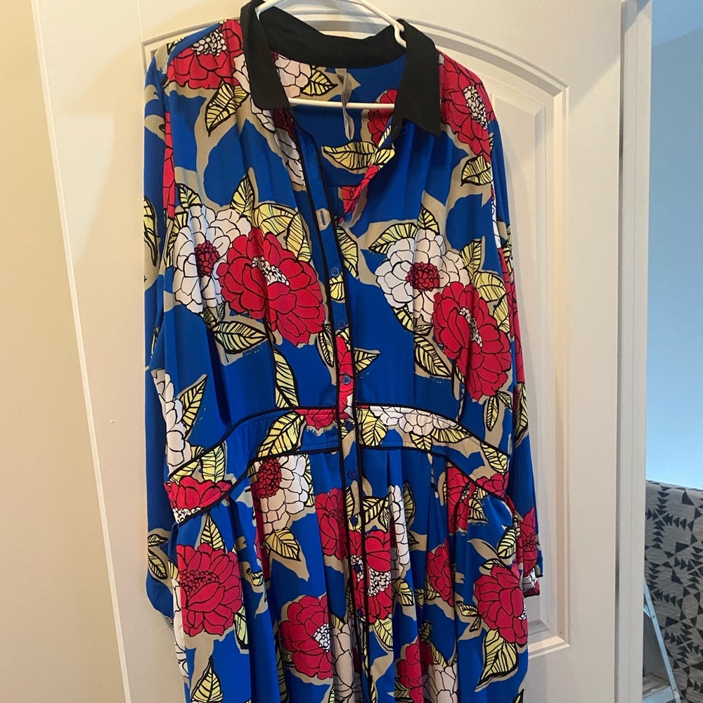 ❤️💙💚EUC Collard midi Dress with Pockets❤️💙💚